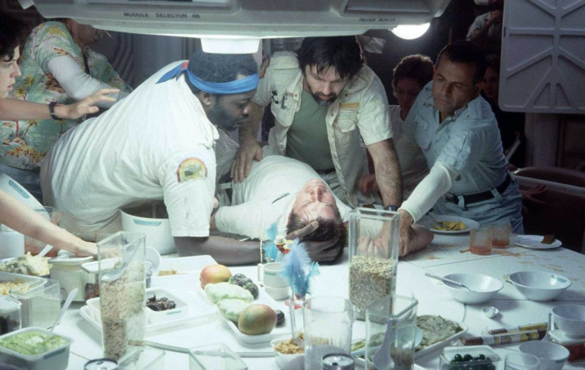 Sigourney Weaver, Ian Holm, John Hurt, Tom Skerritt, Veronica Cartwright, Yaphet Kotto y Harry Dean Stanton en Alien (1979)