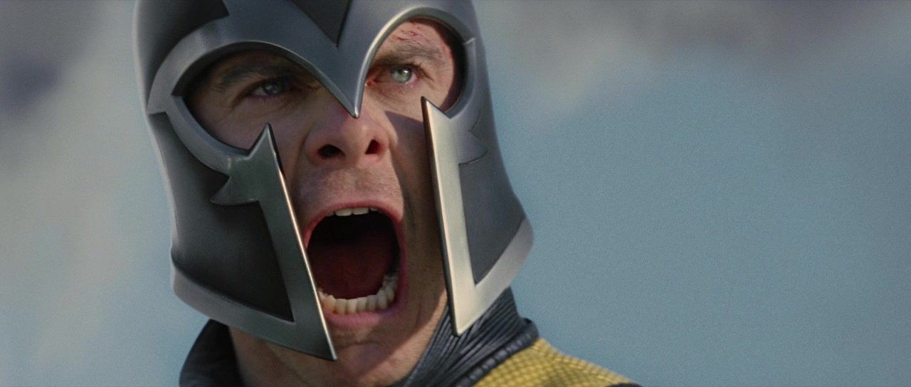 Magneto is trending voor de meest belachelijke anti-vaxx-redenen