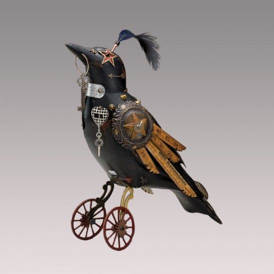 یک گاوداری معتبر از مجسمه های پرندگان با پیچ و تاب Steampunk