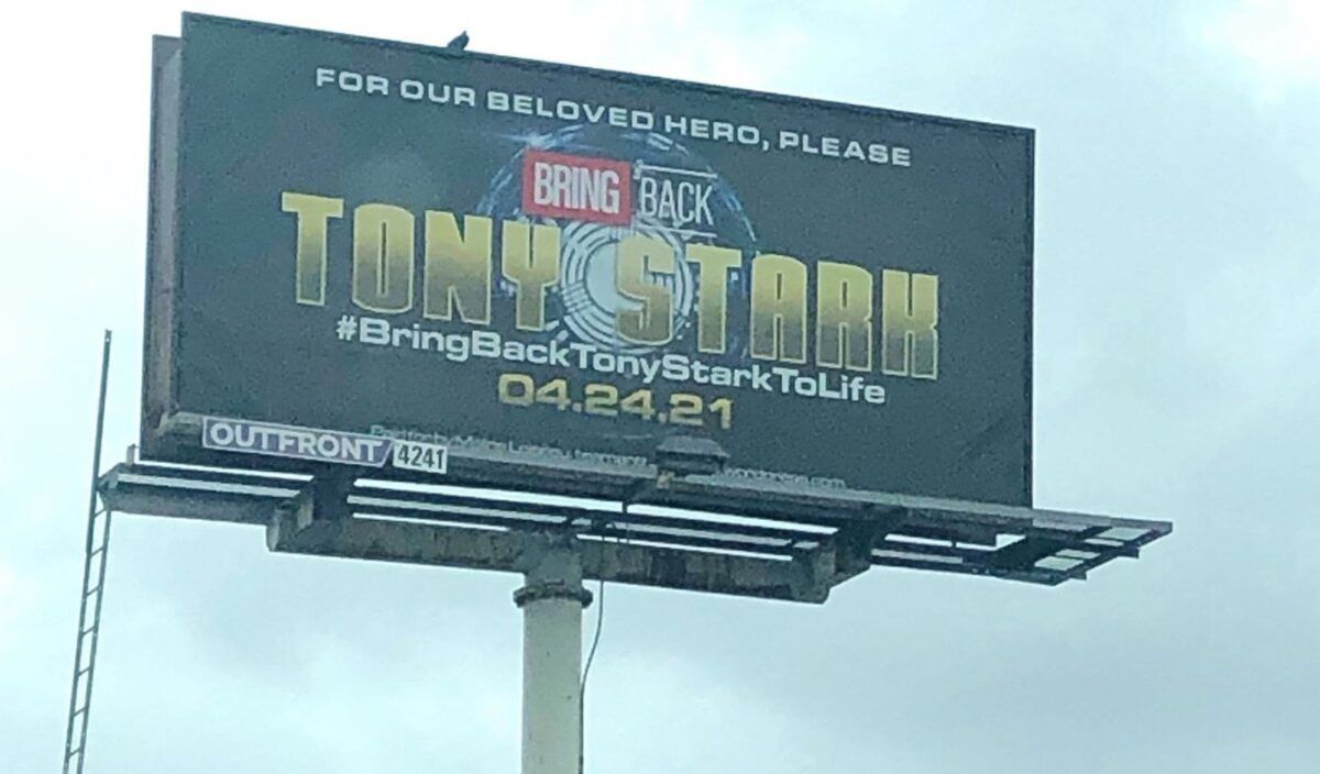 Unhinged Fandom Тони Старкты қайта тірілту үшін ғажайыпқа жалбарынған билбордты сатып алады