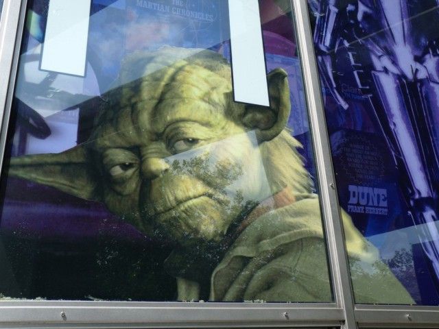 Chris Hadfield cita erróneamente a Yoda, pero tiene suficiente crédito friki para salirse con la suya