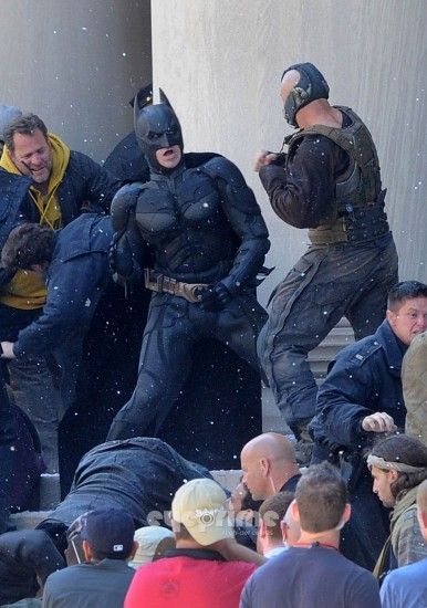 Las imágenes del set de The Dark Knight Rises están llenas de acción, ¿Bane y una novia? [Actualizado]