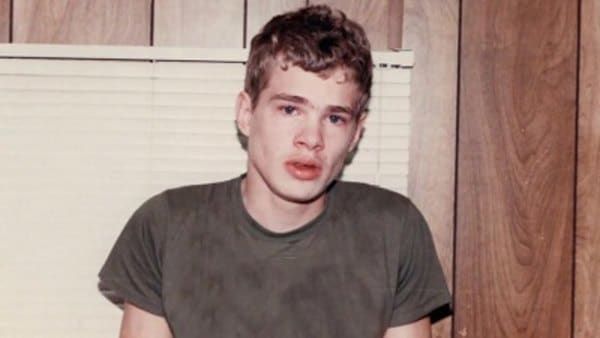 Cá bhfuil Britton Family Killer ‘Brian Britton’ Anois?