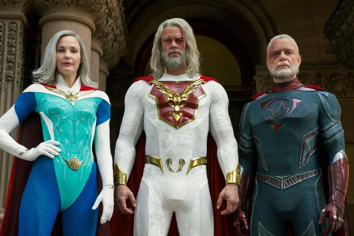 Netflix 的木星遗产预告片承诺对超级英雄故事进行新的转折