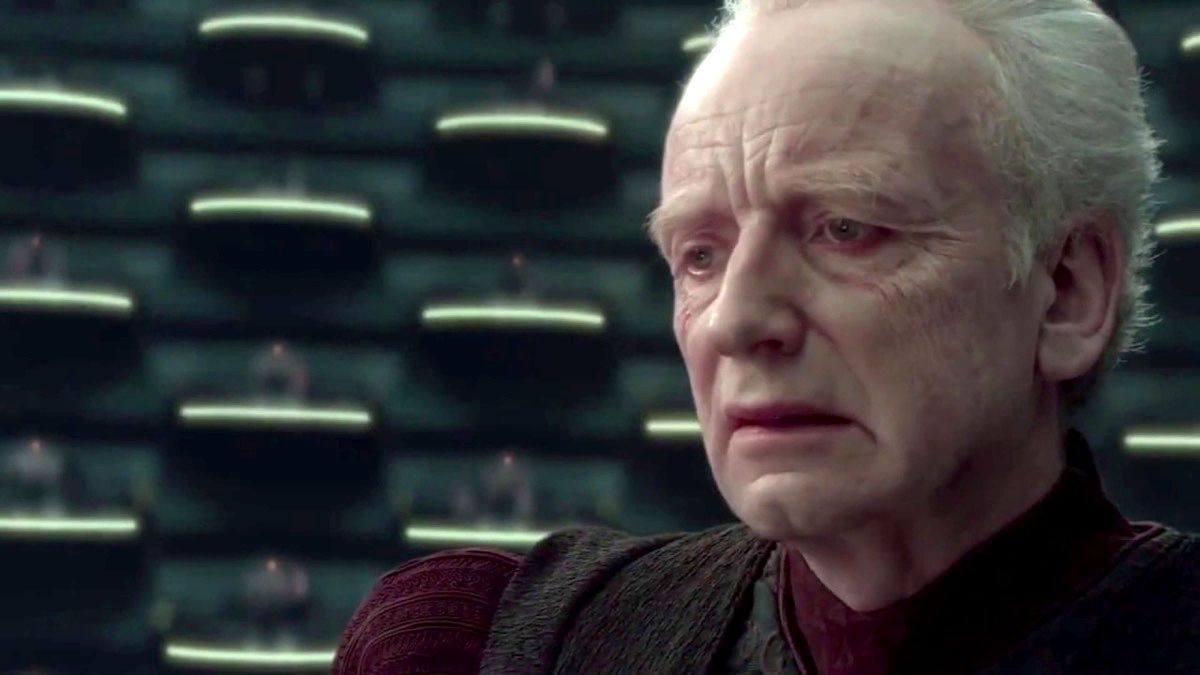 Palpatine dice que ama la democracia en Revenge of the Sith.