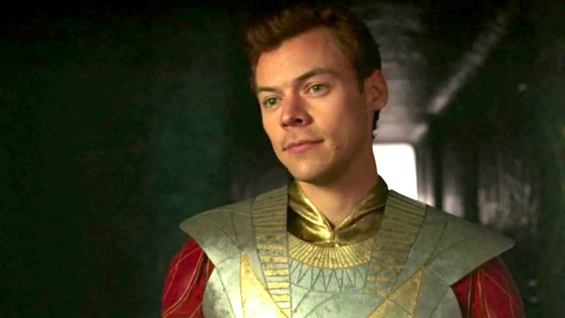   Harry Styles dans le rôle d'Eros dans l'univers cinématographique Marvel.