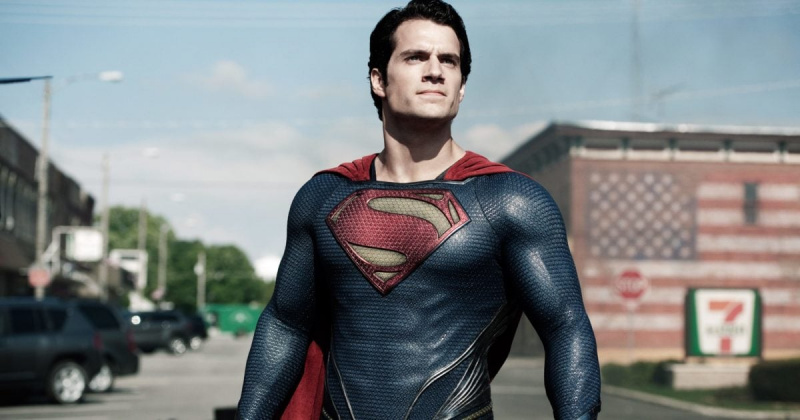 Henry Cavill'in Süpermen Olarak Geleceğinin Havada Olduğu Bildirildi… Yine