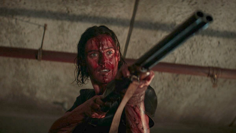 'Evil Dead Rise' Fragmanı İkonik Bir Korku Serisini Hayata Döndürüyor