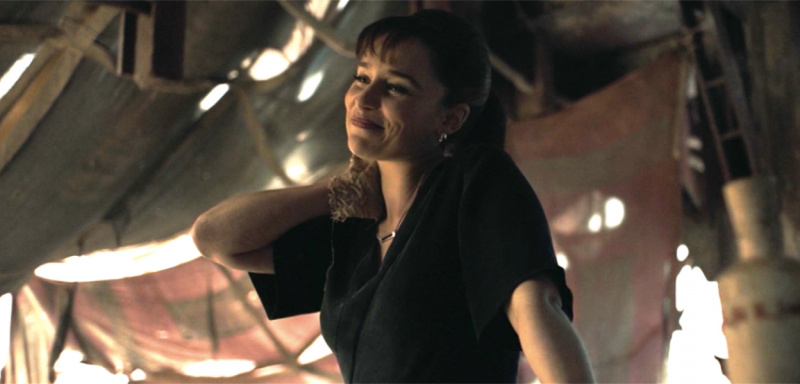  Emilia Clarke como Qi'ra in Solo: A Star Wars Story.