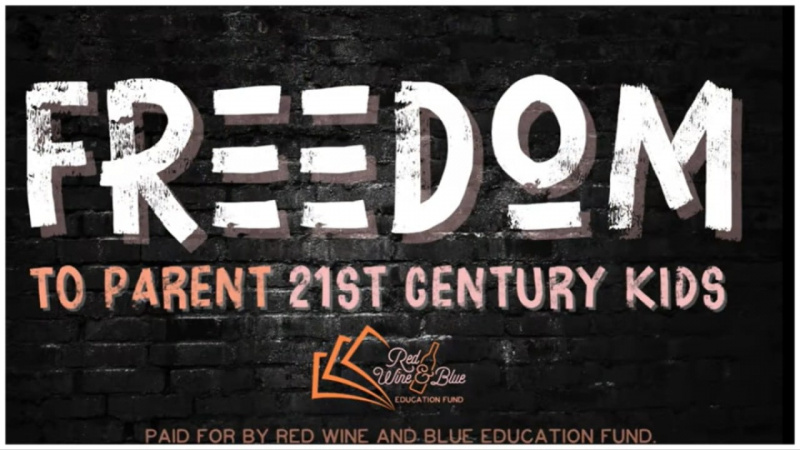 Червено вино и синьо изглежда да преусвои термина „родителски права“ и да се бори със забраните на книги