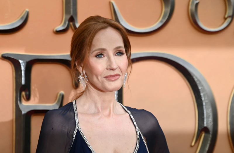 J.K. Rowling optræder for Sic Advokater om Queer-kritiker for (formentlig nøjagtigt) at sige, at hendes synspunkter stemmer overens med nazister