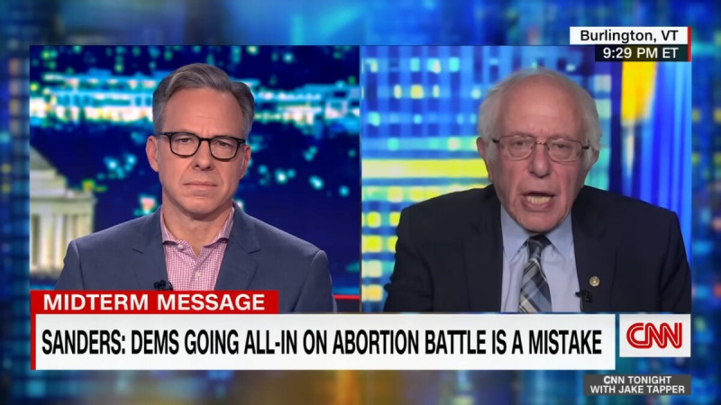 To pasigenda Bernie Sandersas, sakydamas, kad demokratai turėtų teikti pirmenybę abortų kovai