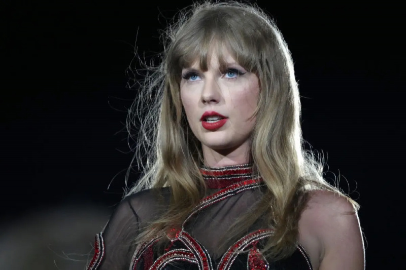 As gravadoras não estão felizes com o sucesso das regravações de Taylor Swift