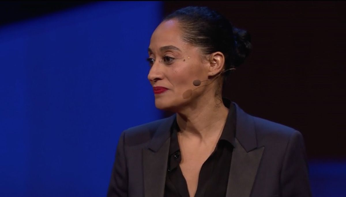 טרייסי אליס רוס פתחה את ועידת ה- TED השנתית בנאום חובה על בעלות זעם נשים