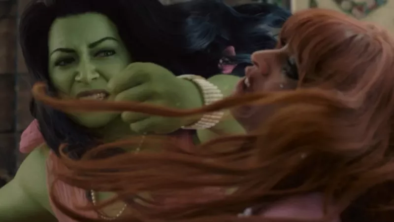 'She-Hulk'는 모든 결혼식이 결혼 싸움을해야한다고 확신했습니다.