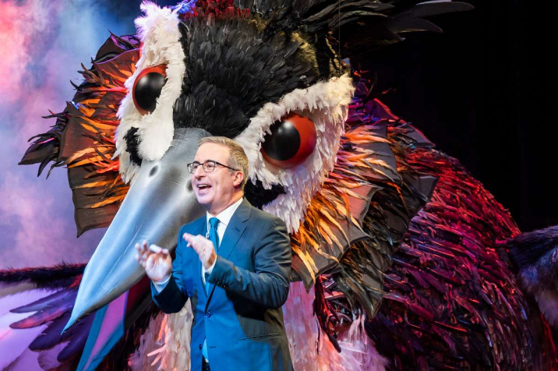 John Oliver lidera una campanya molt important per a Bird of the Century