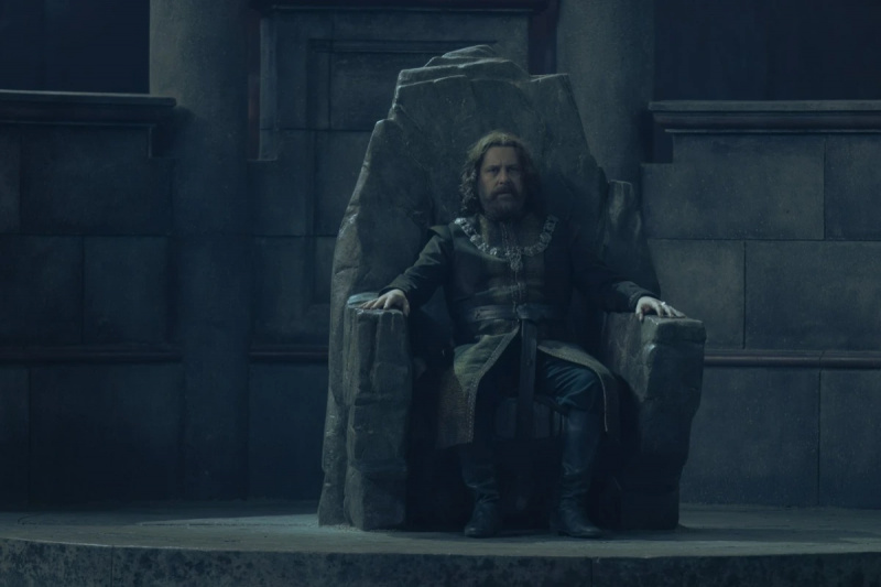   Gambar Lord Borros Baratheon di akhir musim House of the Dragon
