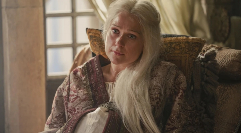   Königin Aemma Arryn in der ersten Folge von House of the Dragon